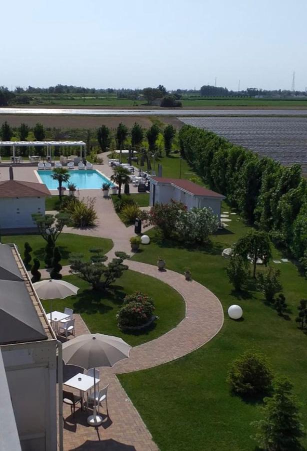 Hotel Bussana Порто-Толле Экстерьер фото